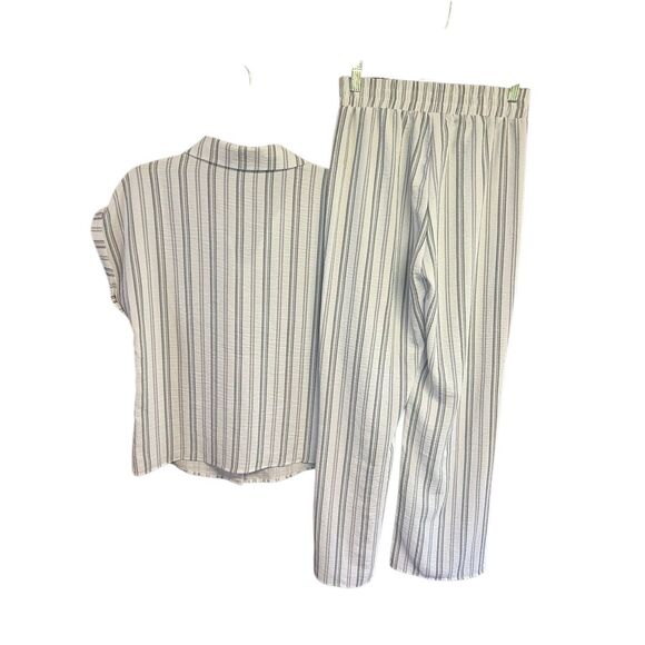 Elizabeth & Nichole Womans Pajamas/Lounge Set Sz M NWOT - Picture 2 of 7